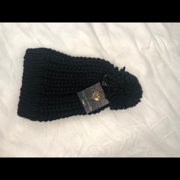 Cappellificio Fiorentinon Cable Knit Black Beanie - Picture 4 of 5